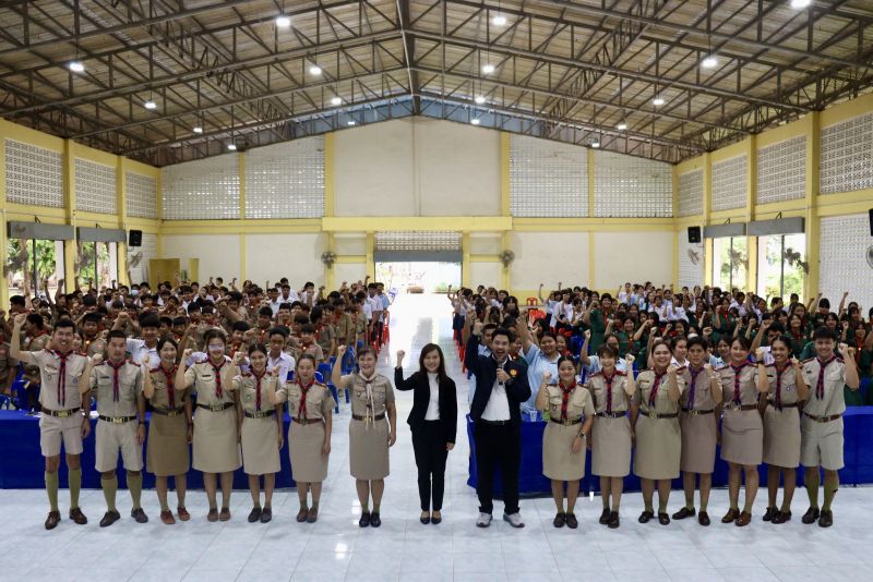 สำนักงานเลขาธิการวุฒิสภาจัดโครงการให้ความรู้ด้านการเมือง การปกครองแก่เยาวชน ผ่านสภาจำลองสัญจร โรงเรียนหันคาราษฎร์รังสฤษดิ์ จังหวัดชัยนาท